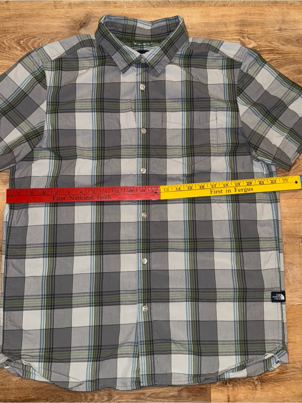 The North Face Outdoor Button Up Short Sleeve Shirt Men Size L  Green Lumberjack